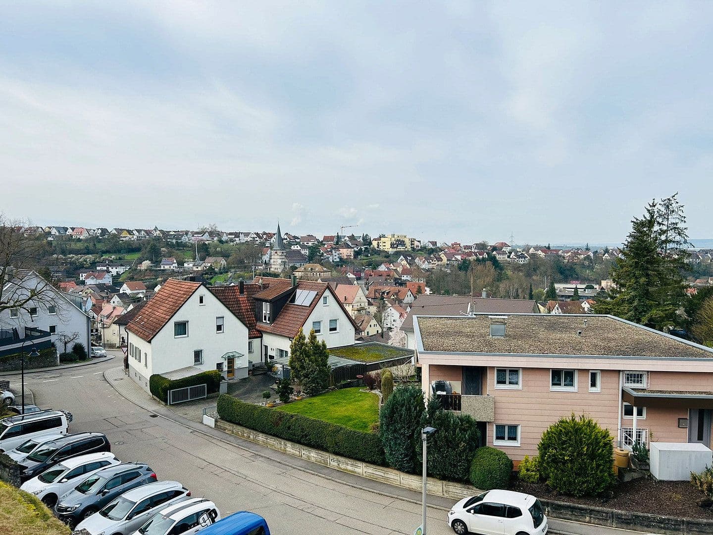 Prenájom bytu 4-izbový 108 m², Panoramastr. 4, Talheim, Bádensko-Wurttembersko Prenájom bytu 4-izbový 108 m², Panoramastr. 4, Talheim, Bádensko-Wurttembersko