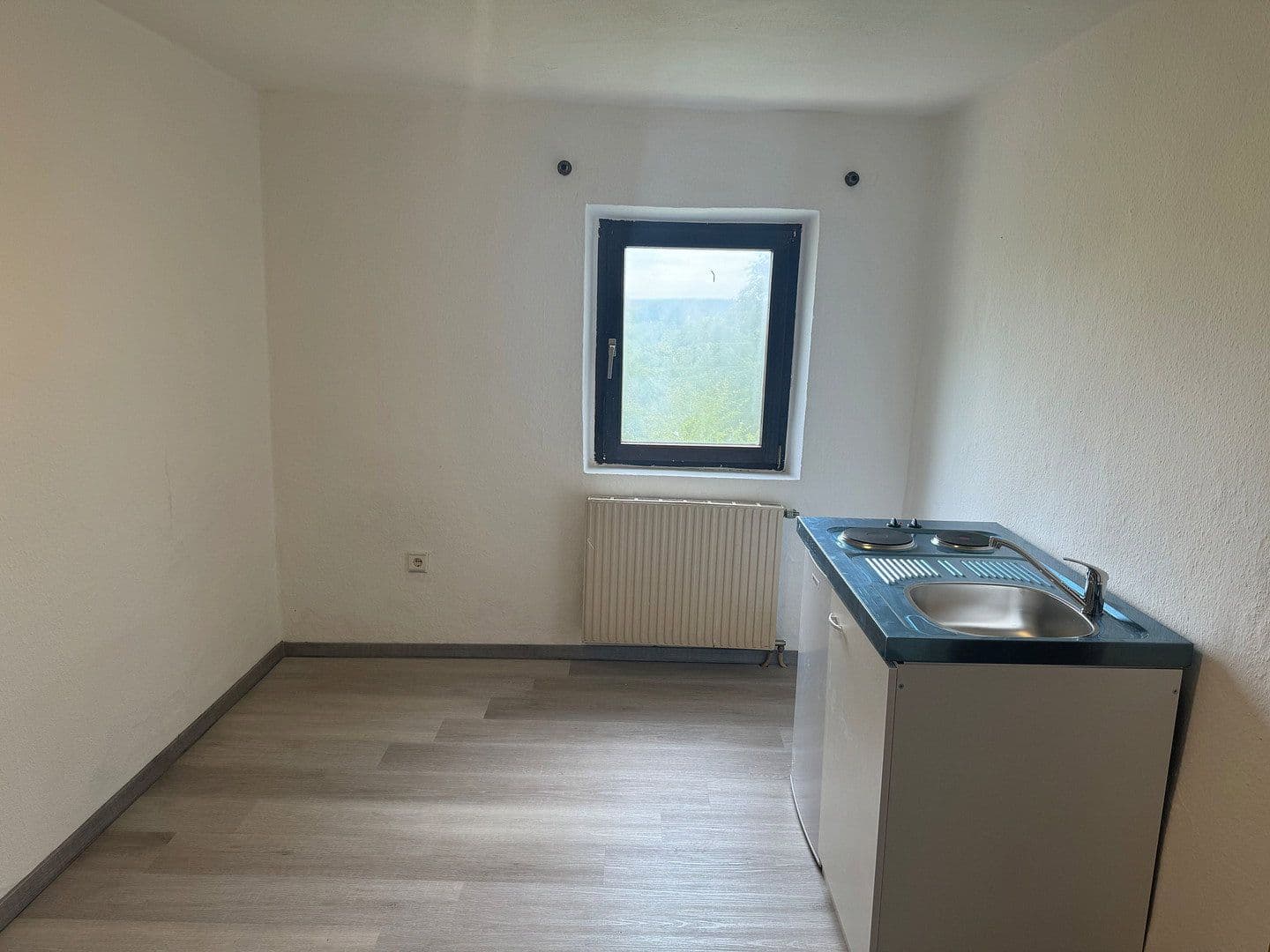 Prenájom domu 500 m², pozemek 4.000 m², Frontenhausen, Bavorsko Prenájom domu 500 m², pozemek 4.000 m², Frontenhausen, Bavorsko