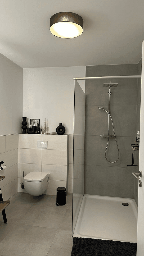Prenájom bytu 2-izbový 80 m², Porta Westfalica, Severné Porýnie - Westfálsko Prenájom bytu 2-izbový 80 m², Porta Westfalica, Severné Porýnie - Westfálsko