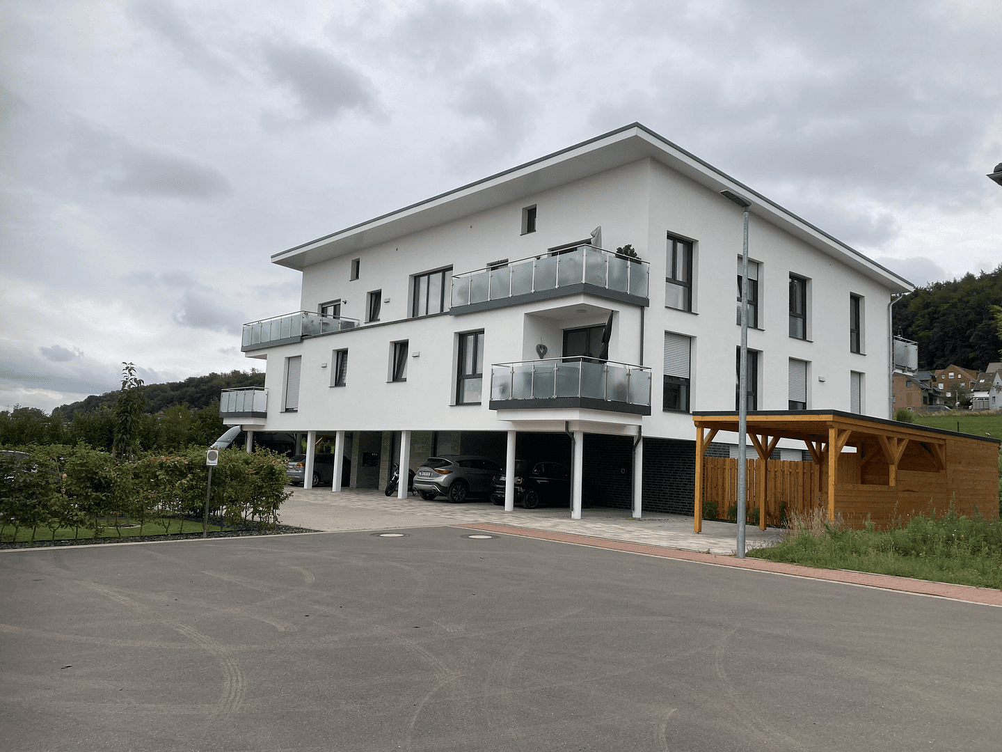 Prenájom bytu 2-izbový 80 m², Porta Westfalica, Severné Porýnie - Westfálsko Prenájom bytu 2-izbový 80 m², Porta Westfalica, Severné Porýnie - Westfálsko