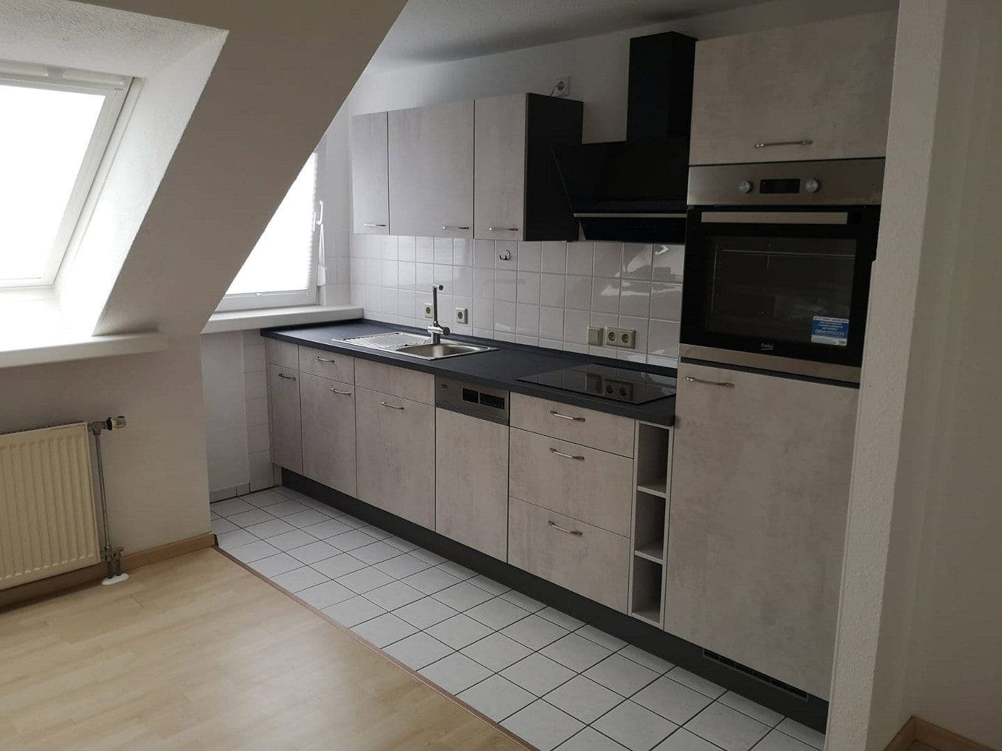 Prenájom bytu 2-izbový 54 m², Hauptstraße 12c, Meuselwitz, Durínsko Prenájom bytu 2-izbový 54 m², Hauptstraße 12c, Meuselwitz, Durínsko
