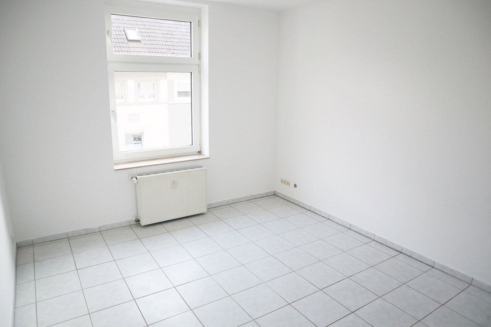 Prenájom bytu 2-izbový 67 m², Köllmannstraße 7, Essen, Severné Porýnie - Westfálsko Prenájom bytu 2-izbový 67 m², Köllmannstraße 7, Essen, Severné Porýnie - Westfálsko