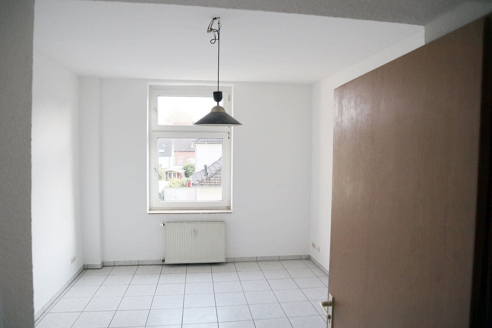 Prenájom bytu 2-izbový 67 m², Köllmannstraße 7, Essen, Severné Porýnie - Westfálsko Prenájom bytu 2-izbový 67 m², Köllmannstraße 7, Essen, Severné Porýnie - Westfálsko