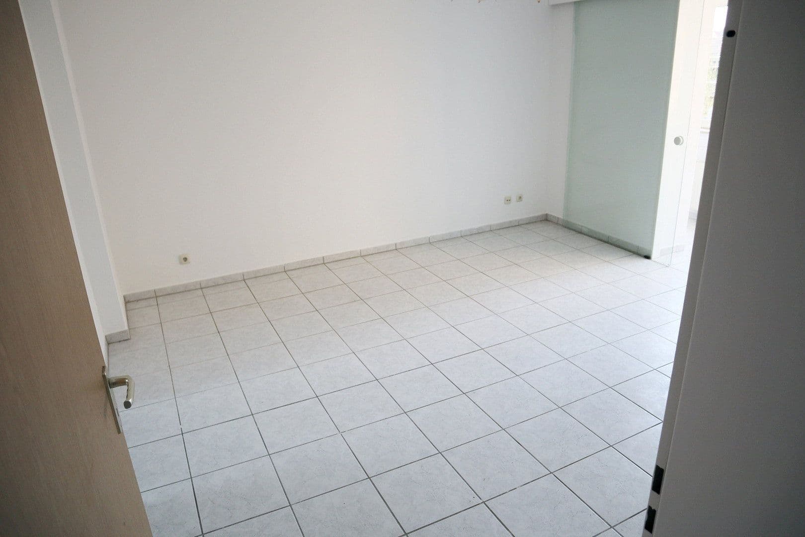Prenájom bytu 2-izbový 67 m², Köllmannstraße 7, Essen, Severné Porýnie - Westfálsko Prenájom bytu 2-izbový 67 m², Köllmannstraße 7, Essen, Severné Porýnie - Westfálsko