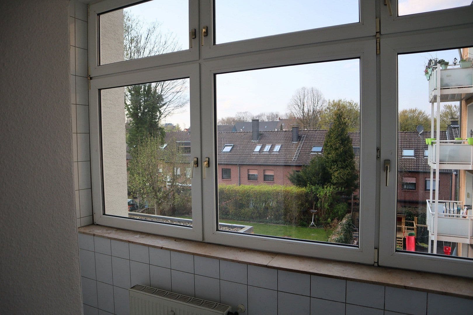 Prenájom bytu 2-izbový 67 m², Köllmannstraße 7, Essen, Severné Porýnie - Westfálsko Prenájom bytu 2-izbový 67 m², Köllmannstraße 7, Essen, Severné Porýnie - Westfálsko