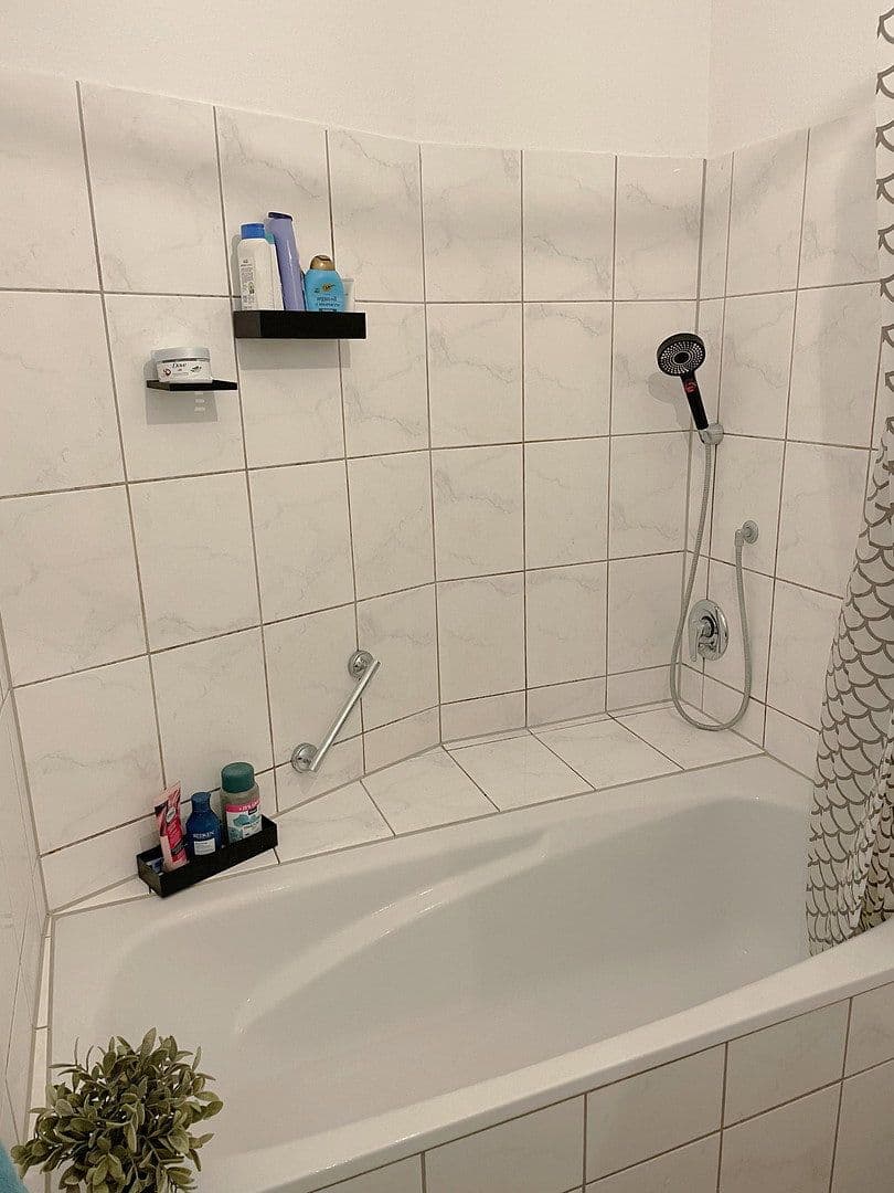 Prenájom bytu 2-izbový 52 m², Bahnhofstrasse 41, Andernach, Porýnie-Falcko Prenájom bytu 2-izbový 52 m², Bahnhofstrasse 41, Andernach, Porýnie-Falcko