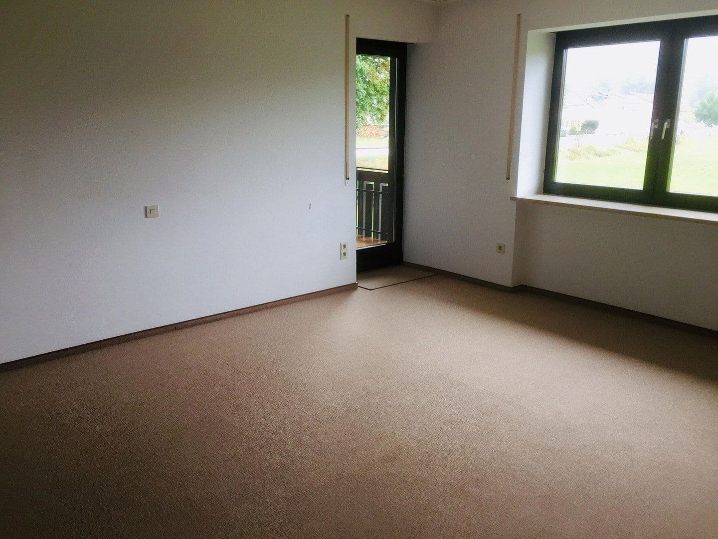 Prenájom bytu 4-izbový 140 m², Dollnstein OT Obereichstätt, Bavorsko Prenájom bytu 4-izbový 140 m², Dollnstein OT Obereichstätt, Bavorsko