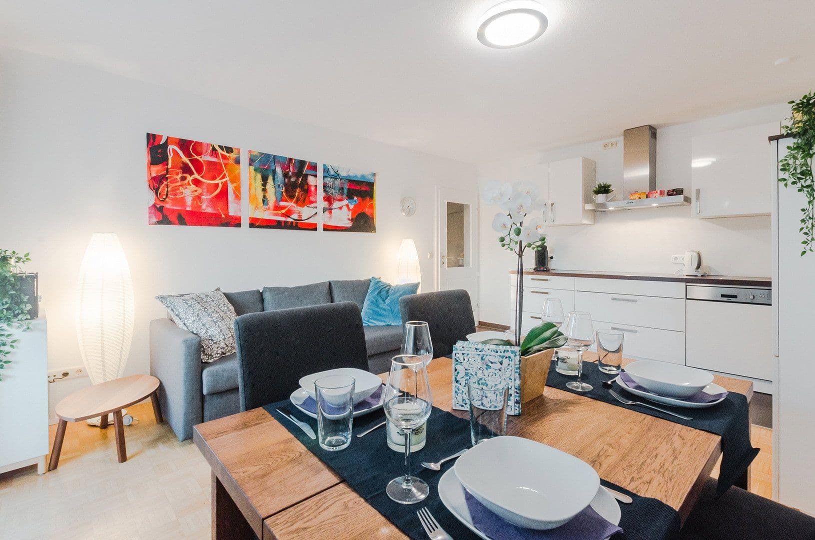 Prenájom bytu 4-izbový 76 m², Weissenseestr. 95, München, Bavorsko Prenájom bytu 4-izbový 76 m², Weissenseestr. 95, München, Bavorsko