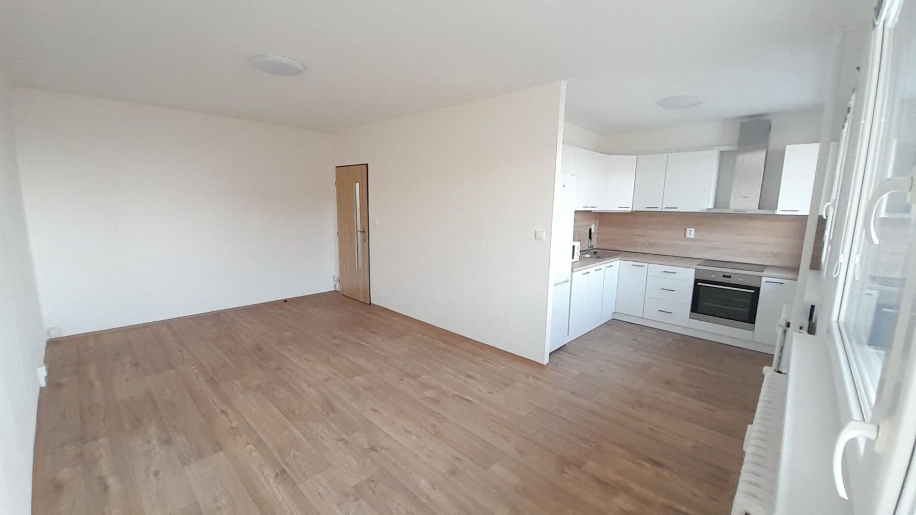 Prenájom bytu 2-izbový 57 m², Lipová, Most, Ústecký kraj Prenájom bytu 2-izbový 57 m², Lipová, Most, Ústecký kraj