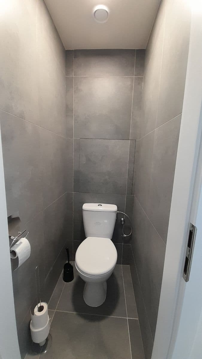 Prenájom bytu 2-izbový 57 m², Lipová, Most, Ústecký kraj Prenájom bytu 2-izbový 57 m², Lipová, Most, Ústecký kraj