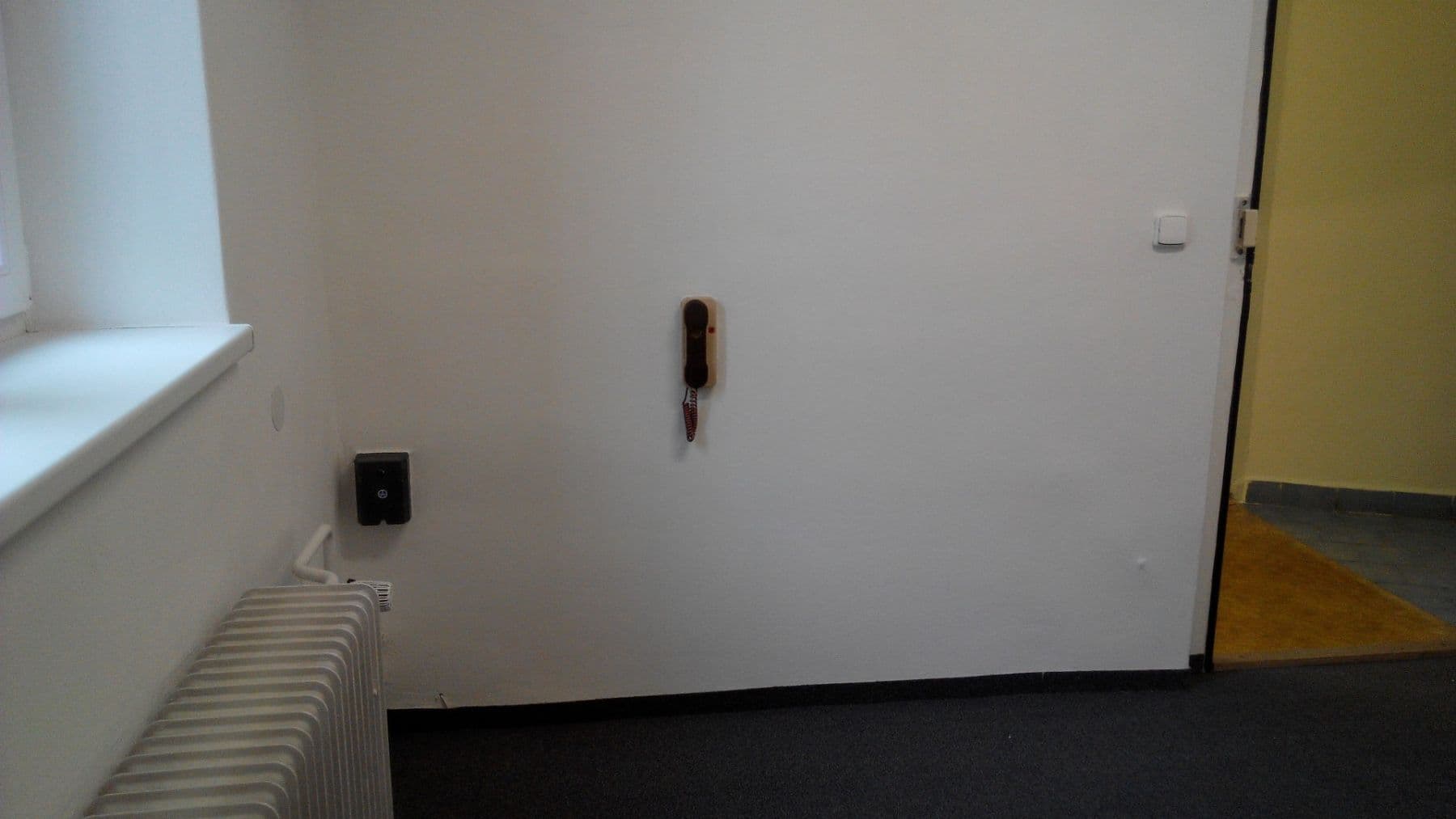 Prenájom kancelárie 9 m², U Bechyňské dráhy, Tábor, Jihočeský kraj Prenájom kancelárie 9 m², U Bechyňské dráhy, Tábor, Jihočeský kraj