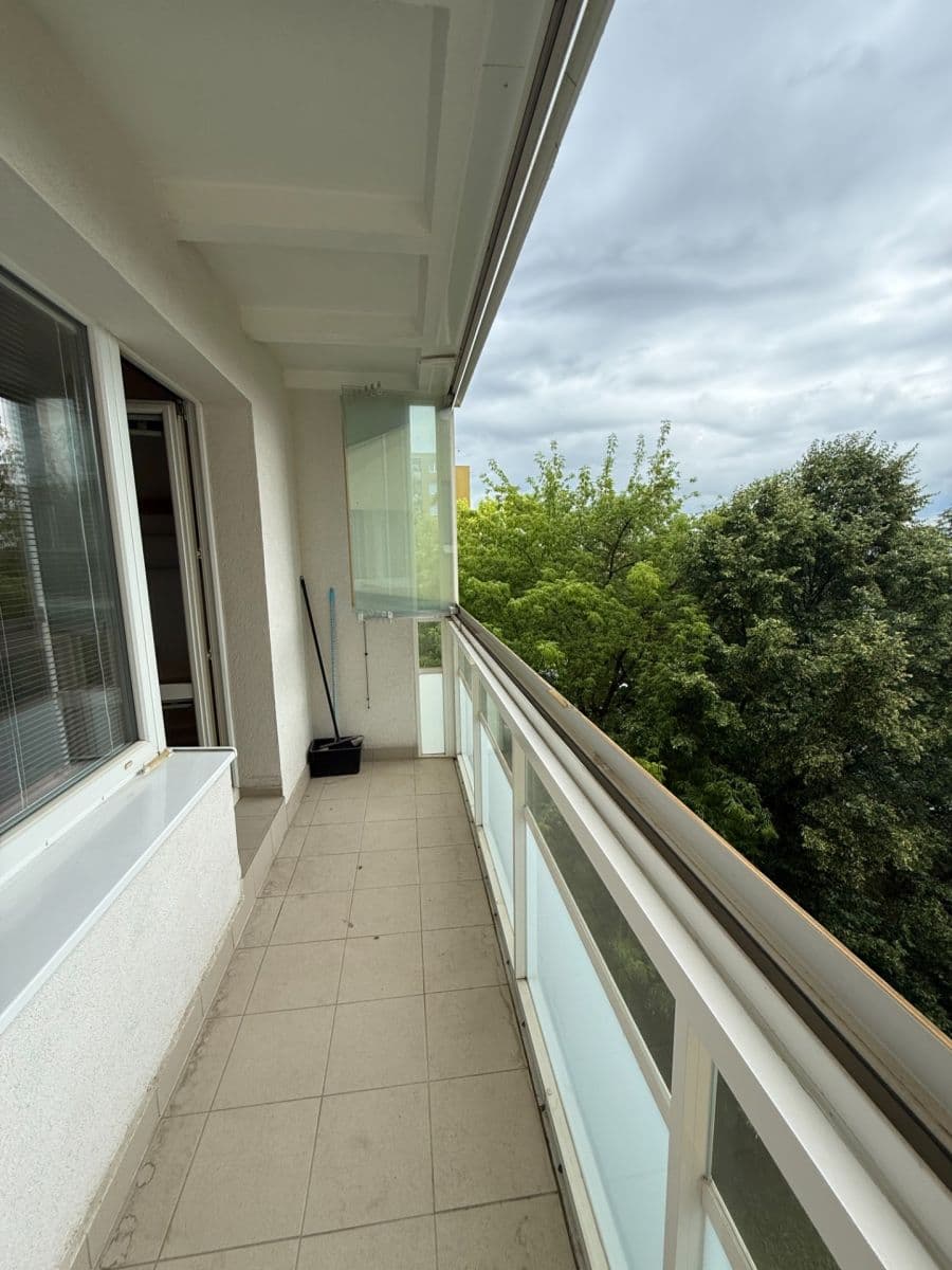 Prenájom bytu 1-izbový 30 m², Okrouhlá, Brno, Jihomoravský kraj Prenájom bytu 1-izbový 30 m², Okrouhlá, Brno, Jihomoravský kraj