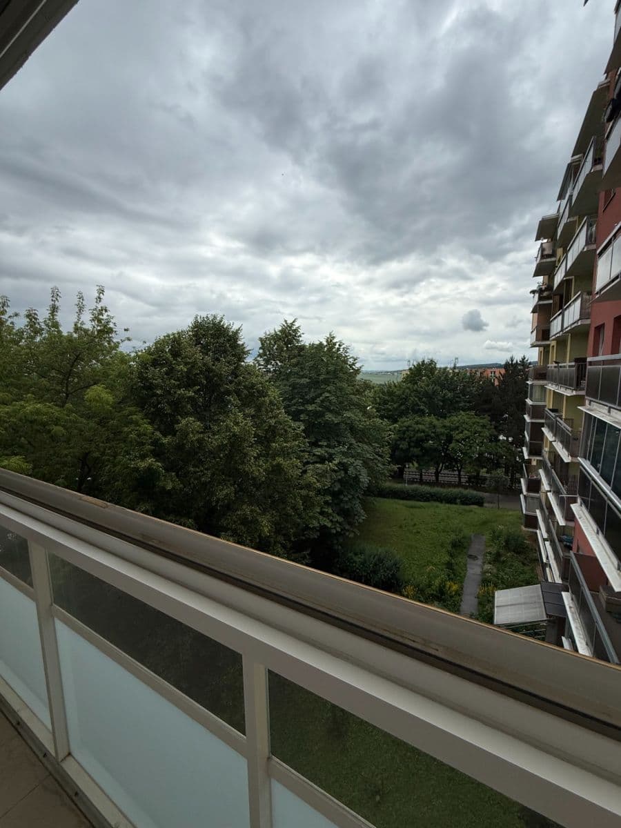 Prenájom bytu 1-izbový 30 m², Okrouhlá, Brno, Jihomoravský kraj Prenájom bytu 1-izbový 30 m², Okrouhlá, Brno, Jihomoravský kraj