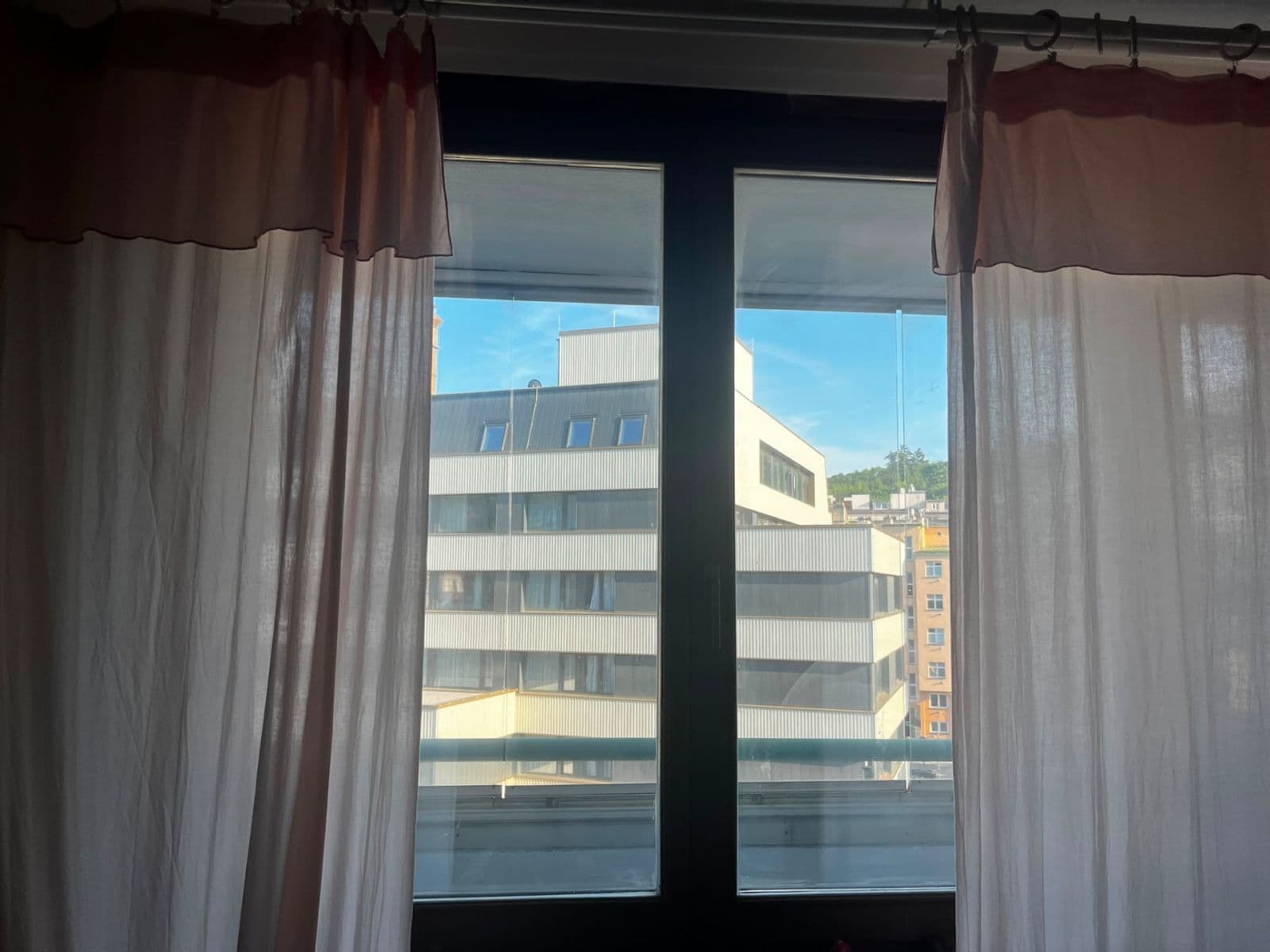 Prenájom bytu 3-izbový 72 m², Plzeňská, Praha, Praha Prenájom bytu 3-izbový 72 m², Plzeňská, Praha, Praha
