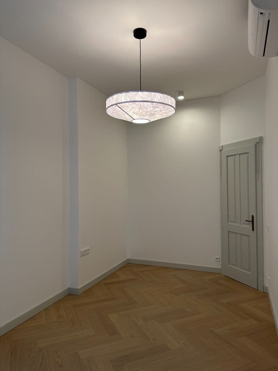 Prenájom bytu 2-izbový 49 m², Mánesova, Praha, Praha Prenájom bytu 2-izbový 49 m², Mánesova, Praha, Praha