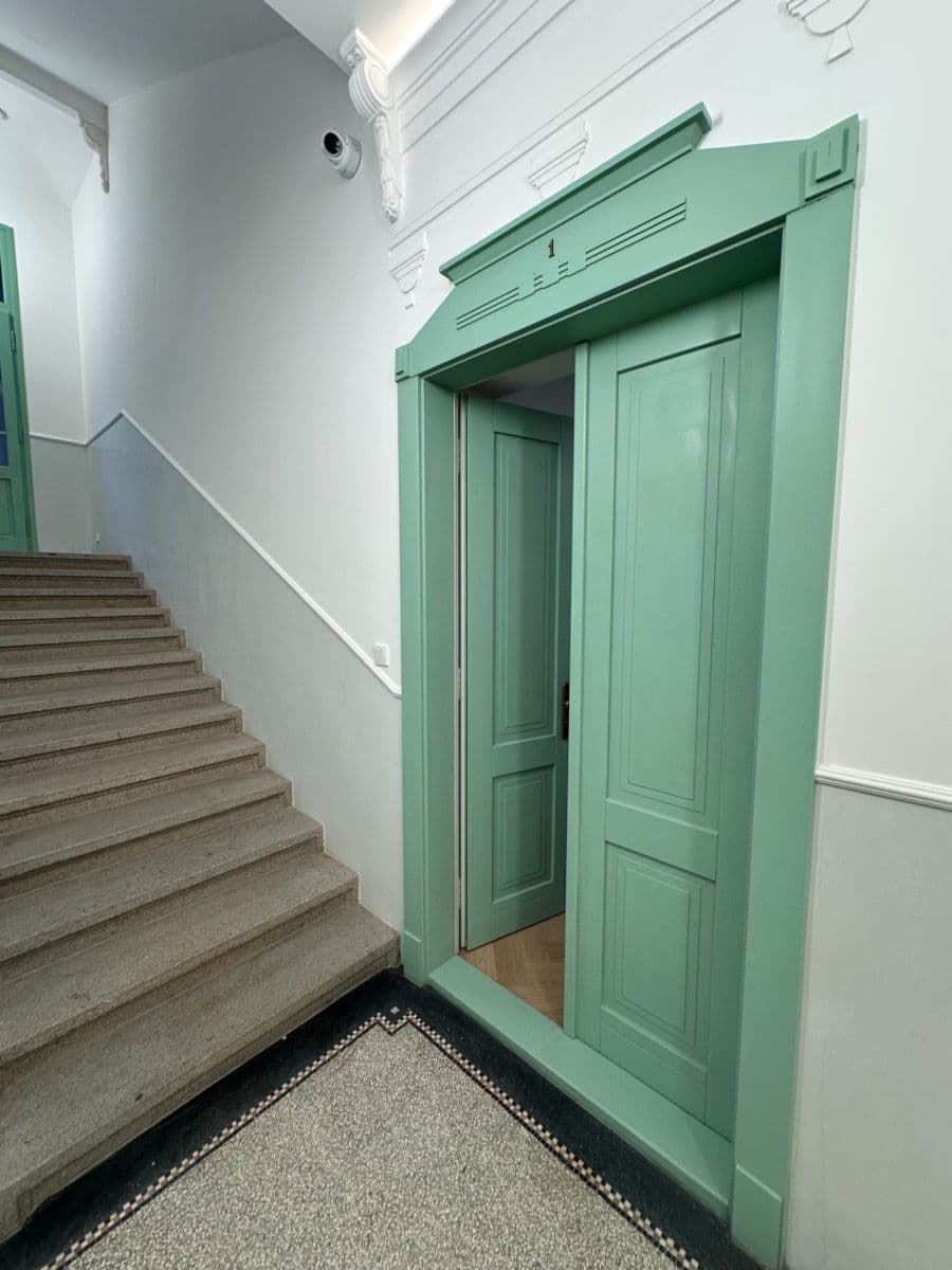 Prenájom bytu 2-izbový 49 m², Mánesova, Praha, Praha Prenájom bytu 2-izbový 49 m², Mánesova, Praha, Praha