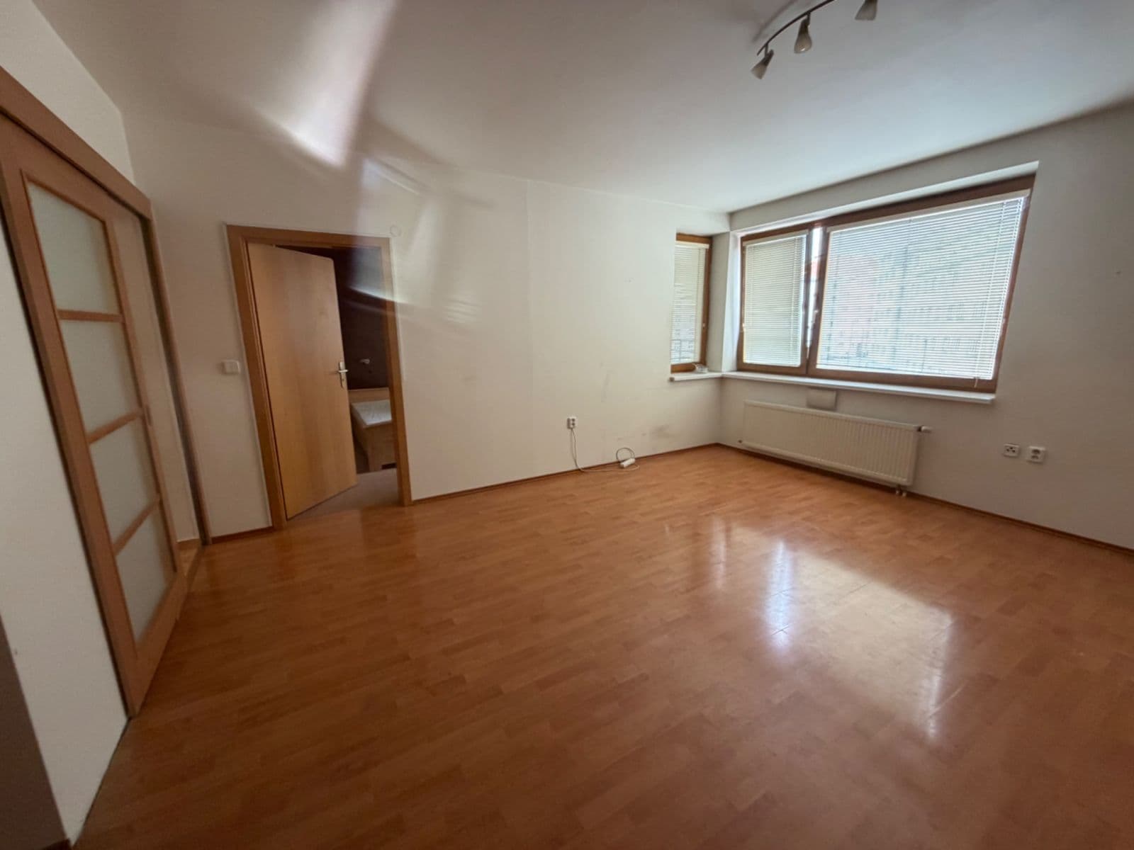 Prenájom bytu 1-izbový 45 m², Mojmírova, Praha, Praha Prenájom bytu 1-izbový 45 m², Mojmírova, Praha, Praha