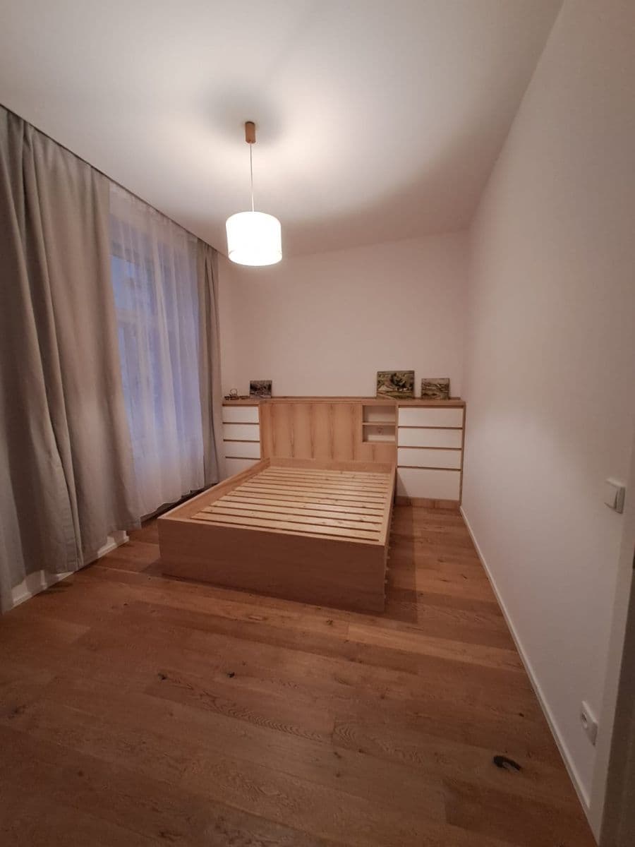 Prenájom bytu 2-izbový 51 m², Dalimilova, Praha, Praha Prenájom bytu 2-izbový 51 m², Dalimilova, Praha, Praha