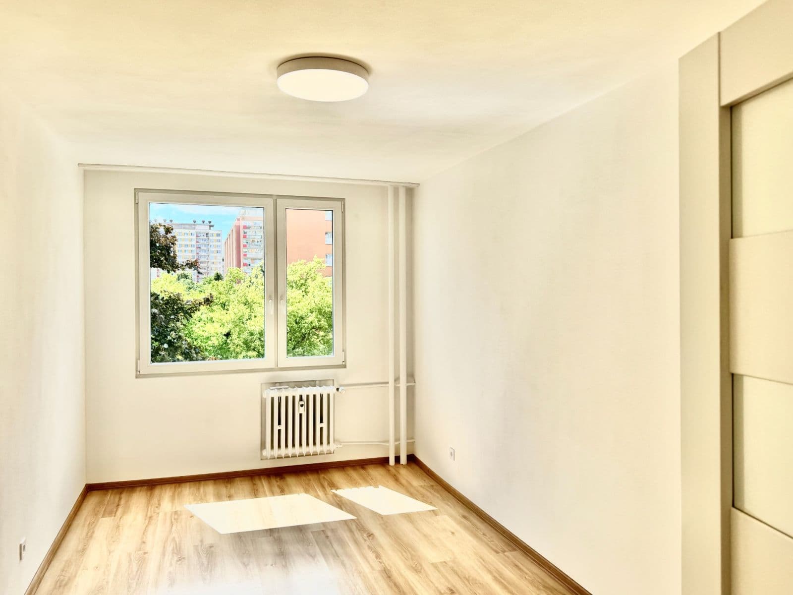 Prenájom bytu 2-izbový 64 m², Frýdlantská, Praha, Praha Prenájom bytu 2-izbový 64 m², Frýdlantská, Praha, Praha