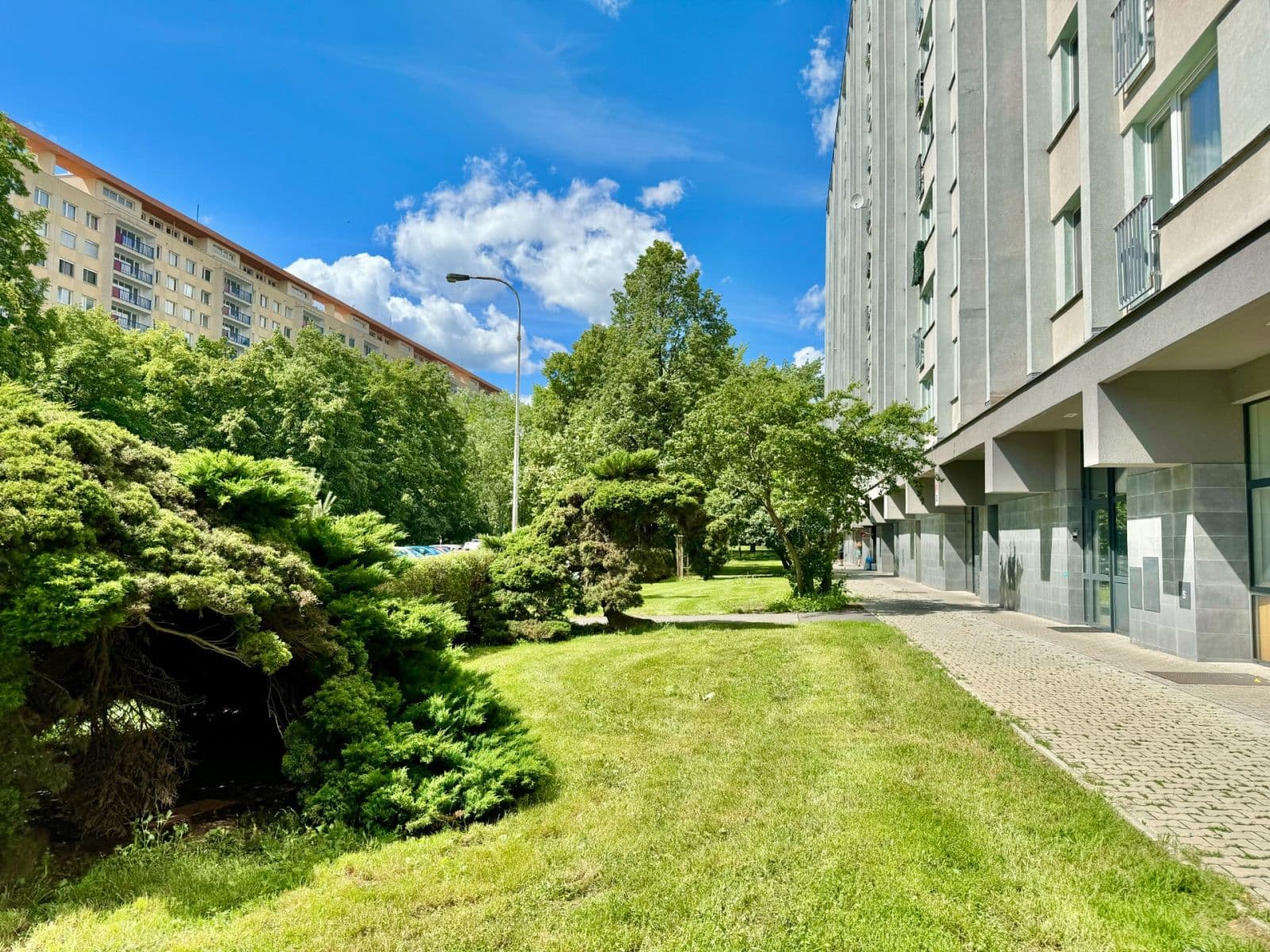 Prenájom bytu 2-izbový 64 m², Frýdlantská, Praha, Praha Prenájom bytu 2-izbový 64 m², Frýdlantská, Praha, Praha