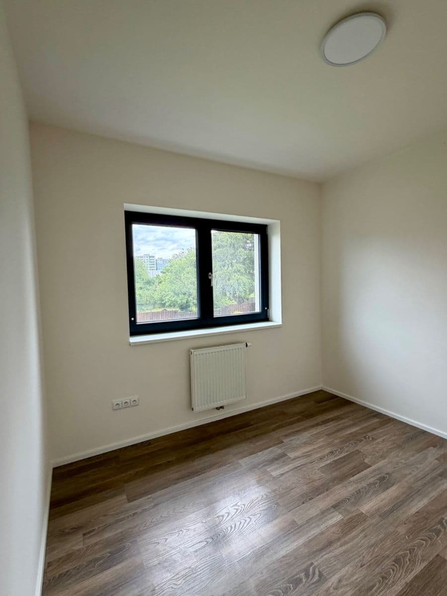 Prenájom bytu 3-izbový 67 m², Žalanského, Praha, Praha Prenájom bytu 3-izbový 67 m², Žalanského, Praha, Praha