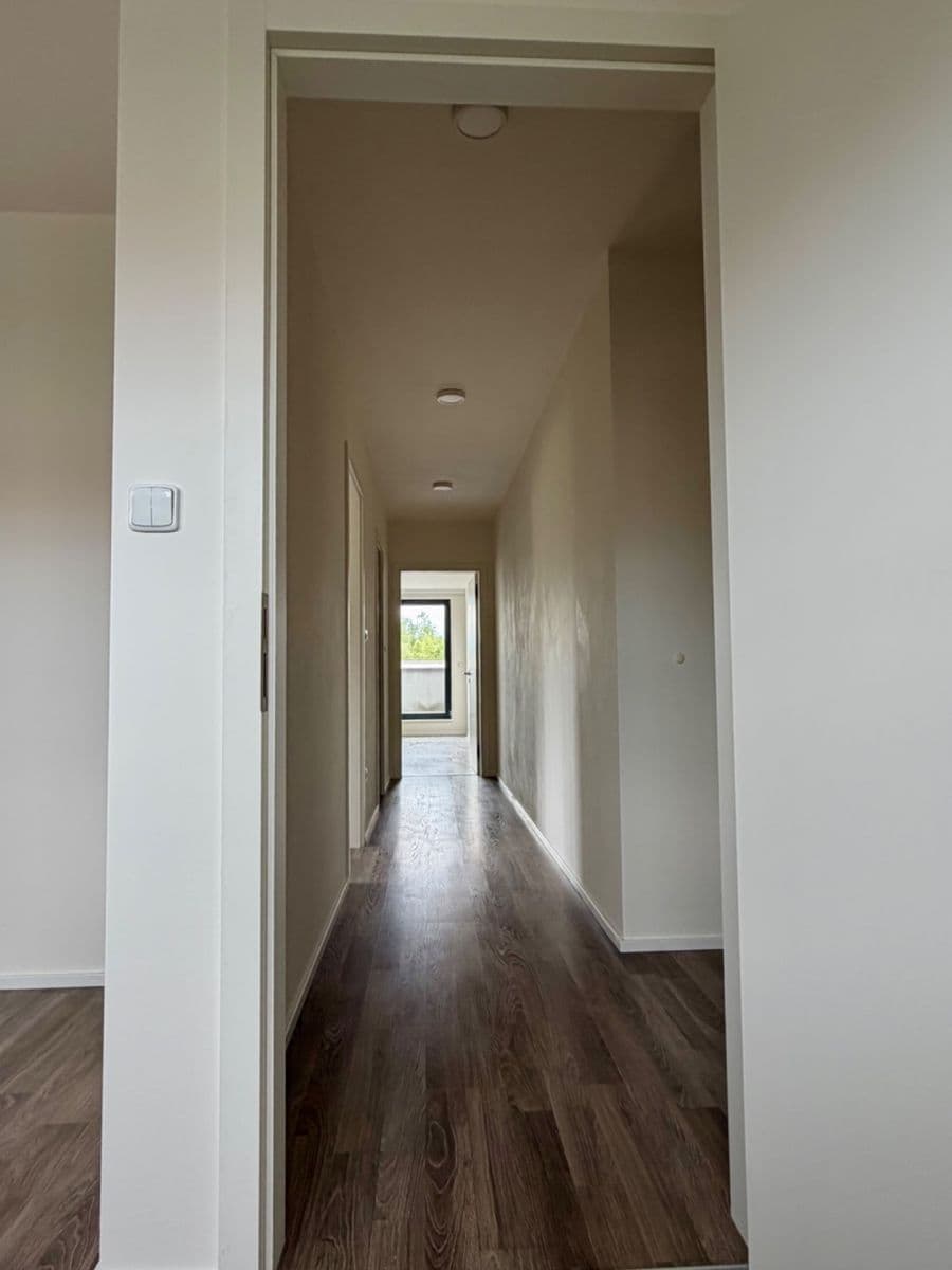 Prenájom bytu 3-izbový 67 m², Žalanského, Praha, Praha Prenájom bytu 3-izbový 67 m², Žalanského, Praha, Praha