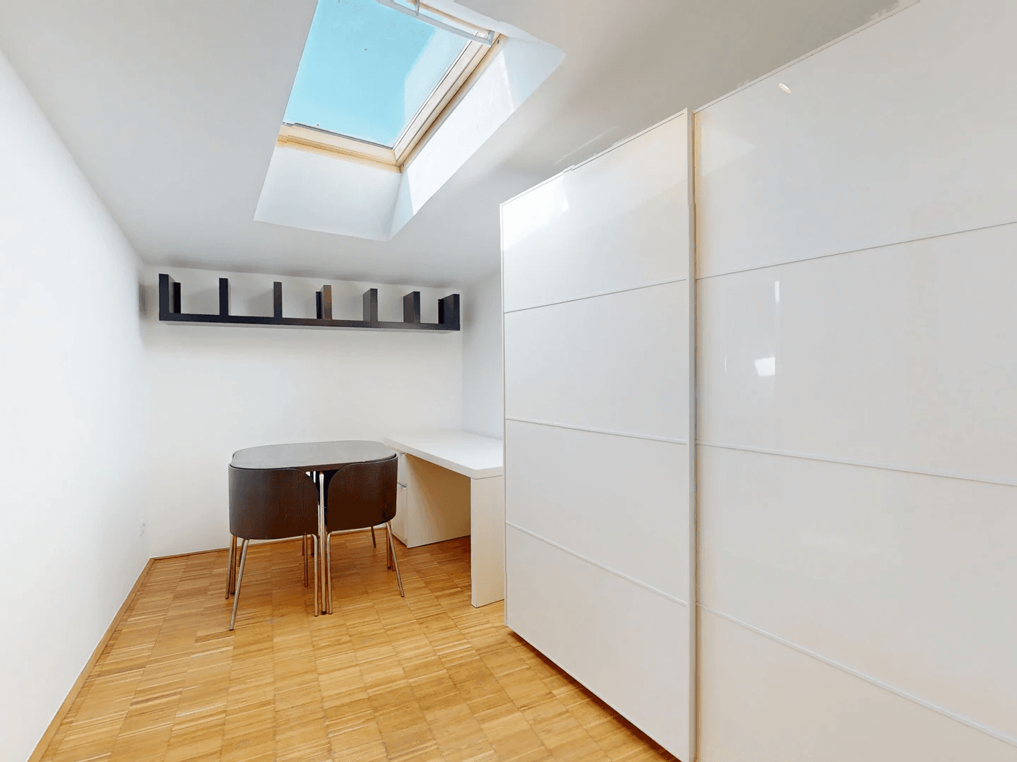 Prenájom bytu 3-izbový 85 m², Ztracená, Olomouc, Olomoucký kraj Prenájom bytu 3-izbový 85 m², Ztracená, Olomouc, Olomoucký kraj