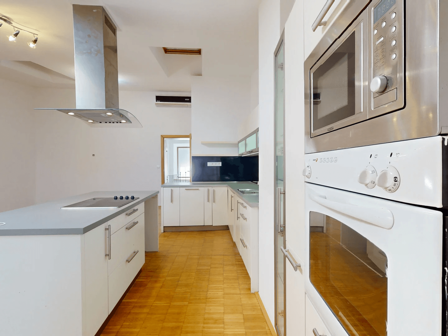 Prenájom bytu 3-izbový 85 m², Ztracená, Olomouc, Olomoucký kraj Prenájom bytu 3-izbový 85 m², Ztracená, Olomouc, Olomoucký kraj