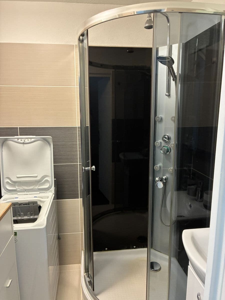 Predaj bytu 2-izbový 58 m², J. Bánika, Zvolen, Banskobystrický kraj Predaj bytu 2-izbový 58 m², J. Bánika, Zvolen, Banskobystrický kraj