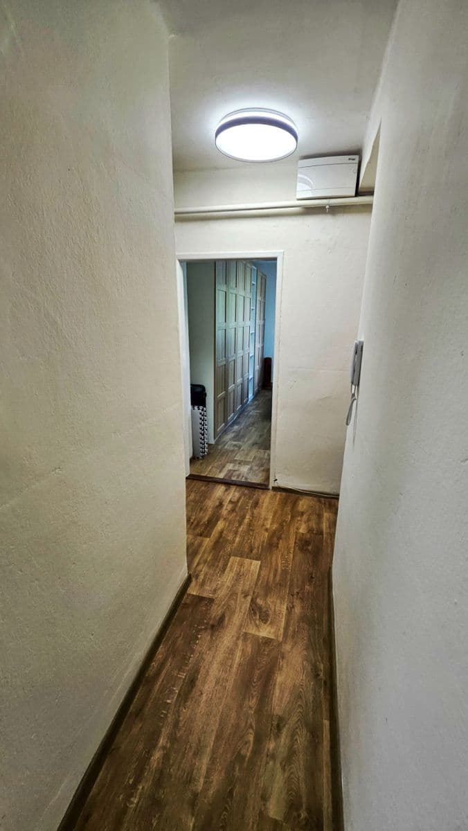 Predaj bytu 2-izbový 52 m², Karla Čapka, Kopřivnice, Moravskoslezský kraj Predaj bytu 2-izbový 52 m², Karla Čapka, Kopřivnice, Moravskoslezský kraj