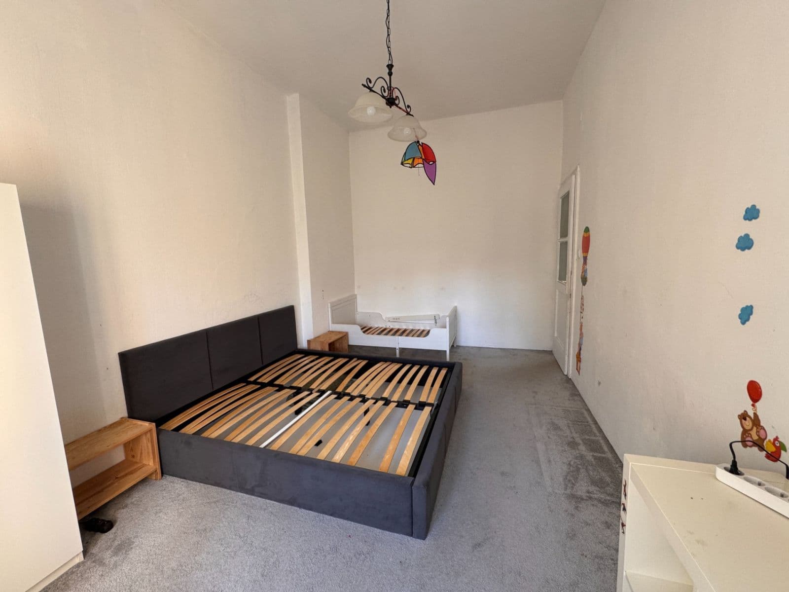 Prenájom bytu 3-izbový 81 m², Moravská, Praha, Praha Prenájom bytu 3-izbový 81 m², Moravská, Praha, Praha