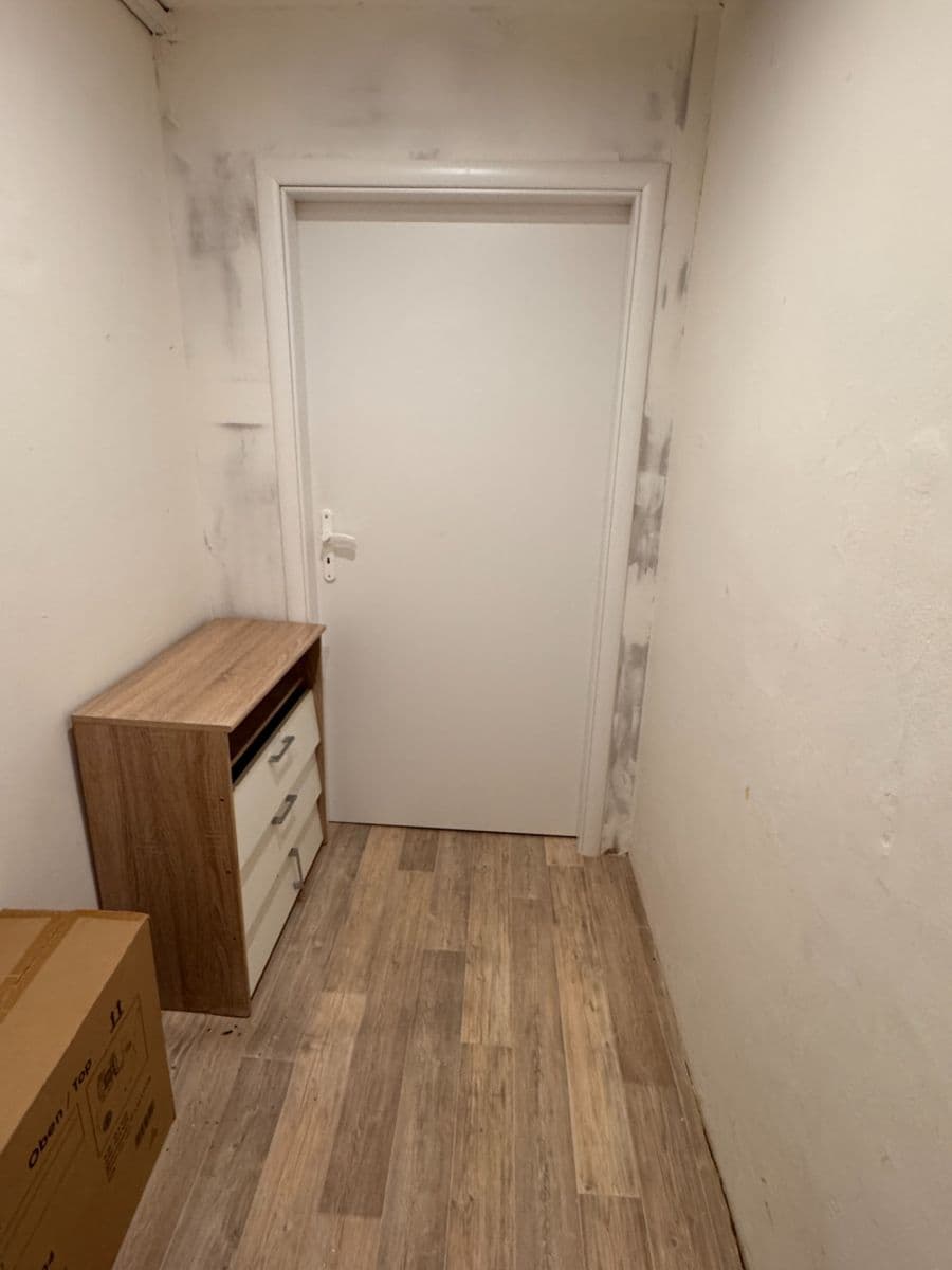 Prenájom bytu 3-izbový 81 m², Moravská, Praha, Praha Prenájom bytu 3-izbový 81 m², Moravská, Praha, Praha