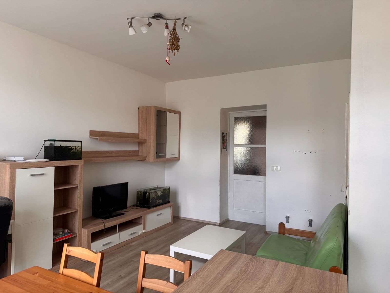 Prenájom bytu 3-izbový 81 m², Moravská, Praha, Praha Prenájom bytu 3-izbový 81 m², Moravská, Praha, Praha