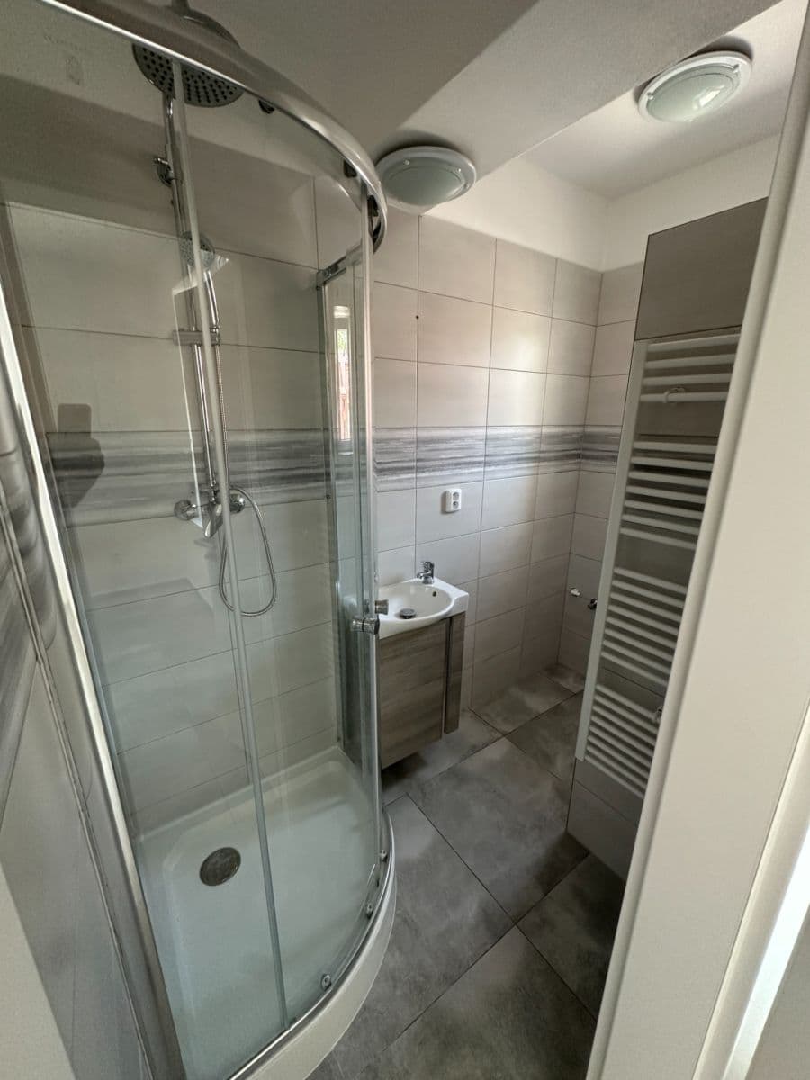 Predaj bytu 2-izbový 37 m², Jana Palacha, Kralupy nad Vltavou, Středočeský kraj Predaj bytu 2-izbový 37 m², Jana Palacha, Kralupy nad Vltavou, Středočeský kraj
