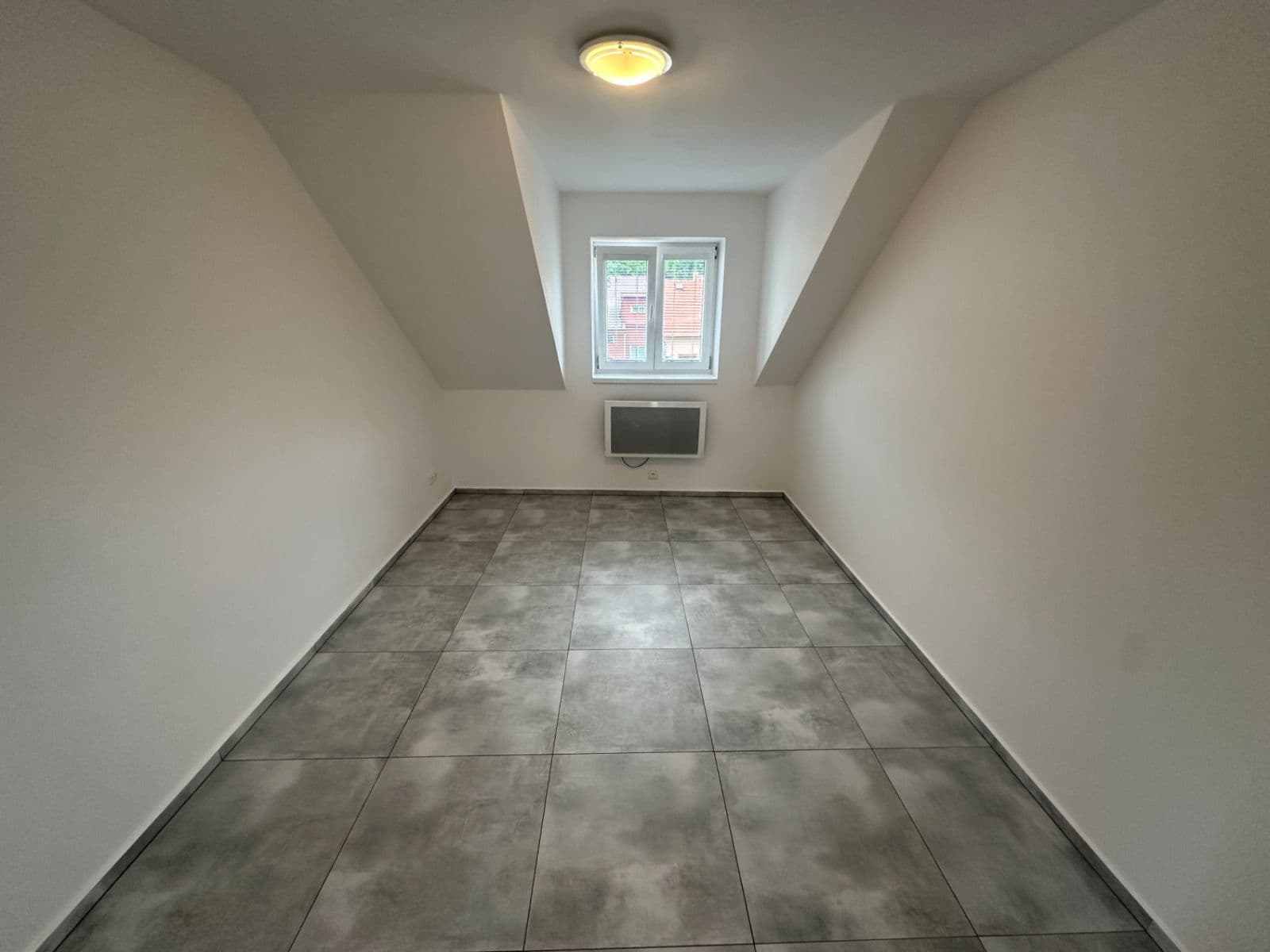 Predaj bytu 3-izbový 77 m², Jana Palacha, Kralupy nad Vltavou, Středočeský kraj Predaj bytu 3-izbový 77 m², Jana Palacha, Kralupy nad Vltavou, Středočeský kraj