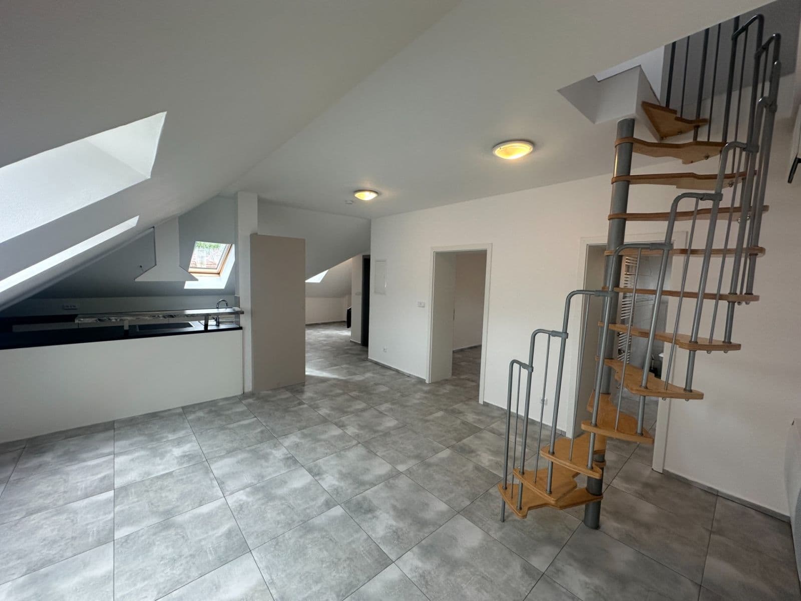 Predaj bytu 3-izbový 77 m², Jana Palacha, Kralupy nad Vltavou, Středočeský kraj Predaj bytu 3-izbový 77 m², Jana Palacha, Kralupy nad Vltavou, Středočeský kraj