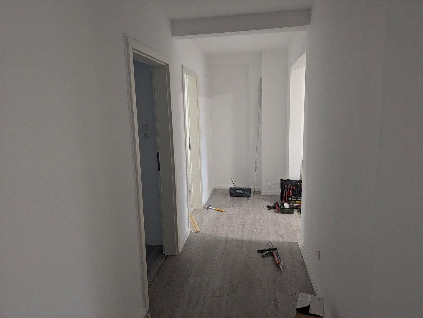Prenájom bytu 5-izbový 83 m², Zeppelinstraße 42, Mannheim, Bádensko-Wurttembersko Prenájom bytu 5-izbový 83 m², Zeppelinstraße 42, Mannheim, Bádensko-Wurttembersko