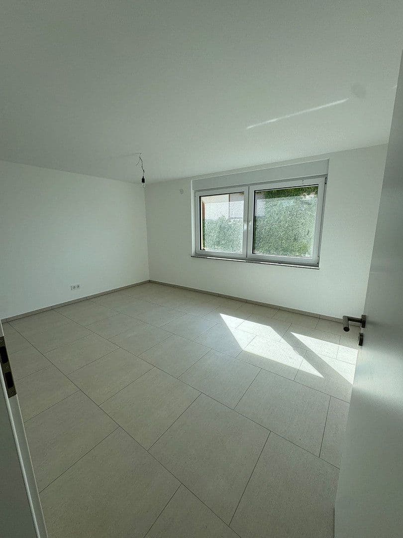 Prenájom bytu 3-izbový 94 m², Häfnersweg 52, Backnang, Bádensko-Wurttembersko Prenájom bytu 3-izbový 94 m², Häfnersweg 52, Backnang, Bádensko-Wurttembersko