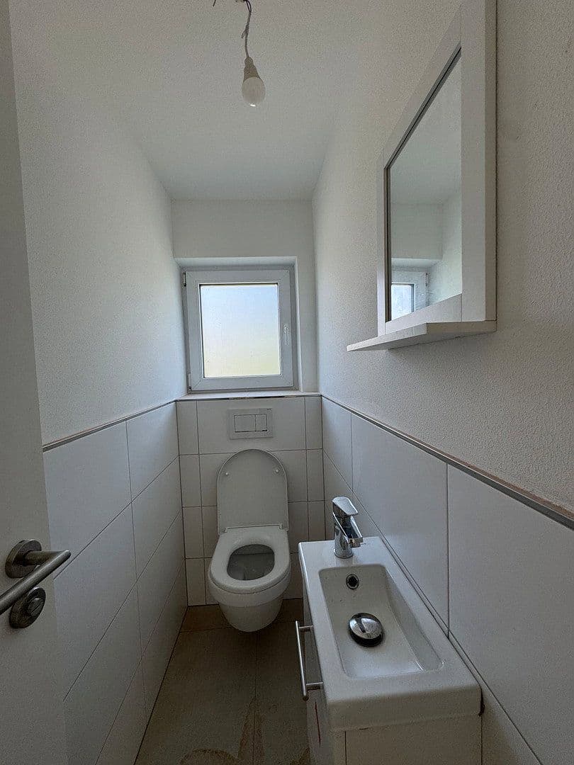 Prenájom bytu 3-izbový 94 m², Häfnersweg 52, Backnang, Bádensko-Wurttembersko Prenájom bytu 3-izbový 94 m², Häfnersweg 52, Backnang, Bádensko-Wurttembersko