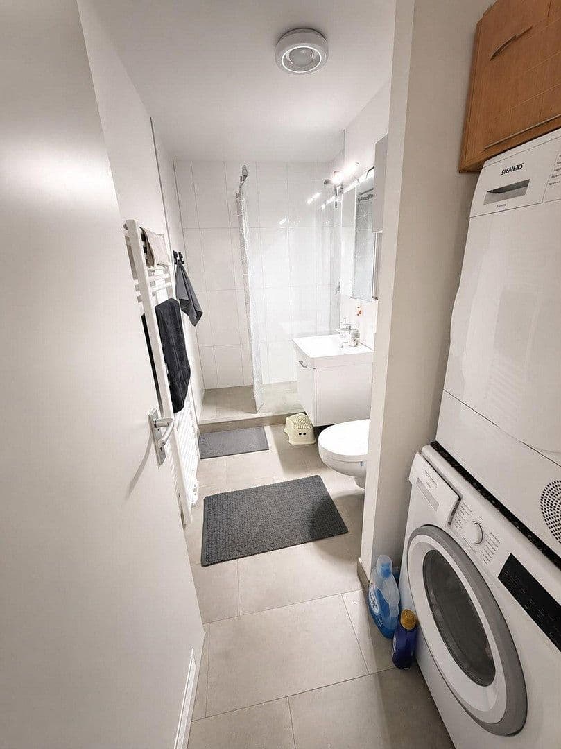 Prenájom bytu 3-izbový 71 m², Taufkirchen, Bavorsko Prenájom bytu 3-izbový 71 m², Taufkirchen, Bavorsko