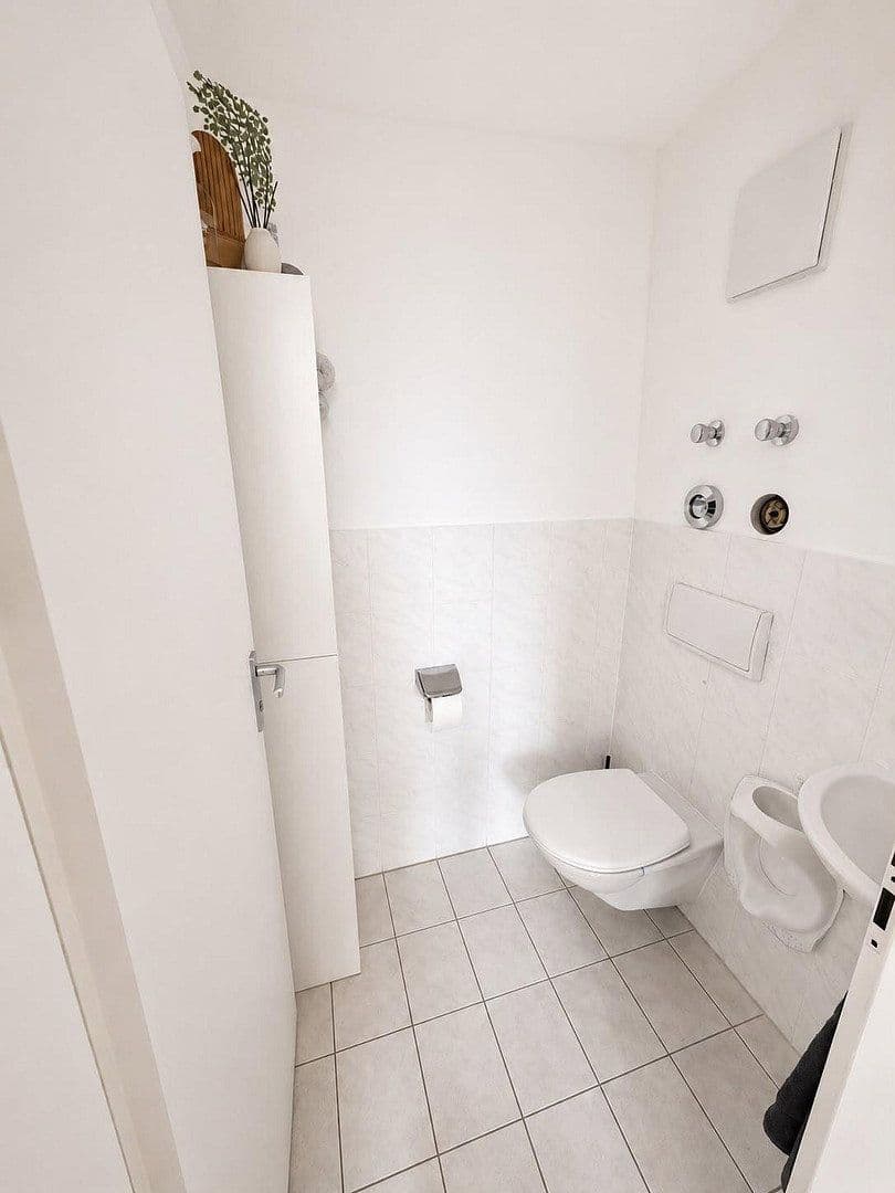 Prenájom bytu 3-izbový 71 m², Taufkirchen, Bavorsko Prenájom bytu 3-izbový 71 m², Taufkirchen, Bavorsko