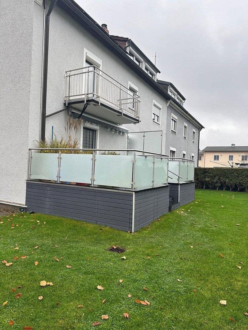 Predaj domu 300 m², pozemek 650 m², Weiden i.d.OPf., Bavorsko Predaj domu 300 m², pozemek 650 m², Weiden i.d.OPf., Bavorsko