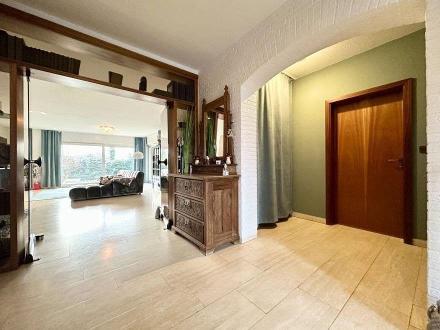 Predaj domu 265 m², pozemek 1.198 m², Thuine, Dolné Sasko Predaj domu 265 m², pozemek 1.198 m², Thuine, Dolné Sasko