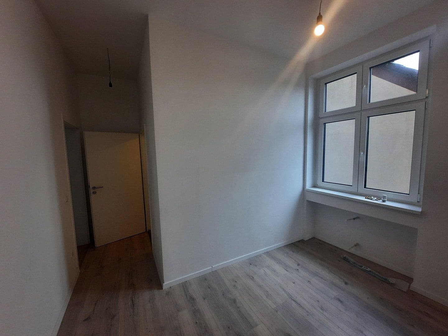 Prenájom bytu 4-izbový 113 m², Bochum, Severné Porýnie - Westfálsko Prenájom bytu 4-izbový 113 m², Bochum, Severné Porýnie - Westfálsko