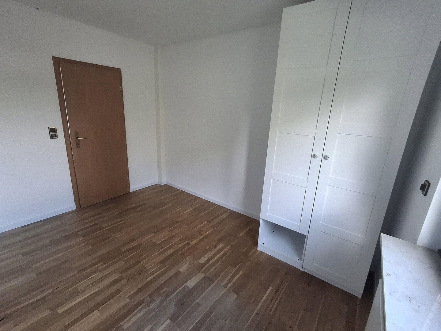Prenájom bytu 6-izbový 155 m², Temmeweg, Berlin, Berlín Prenájom bytu 6-izbový 155 m², Temmeweg, Berlin, Berlín