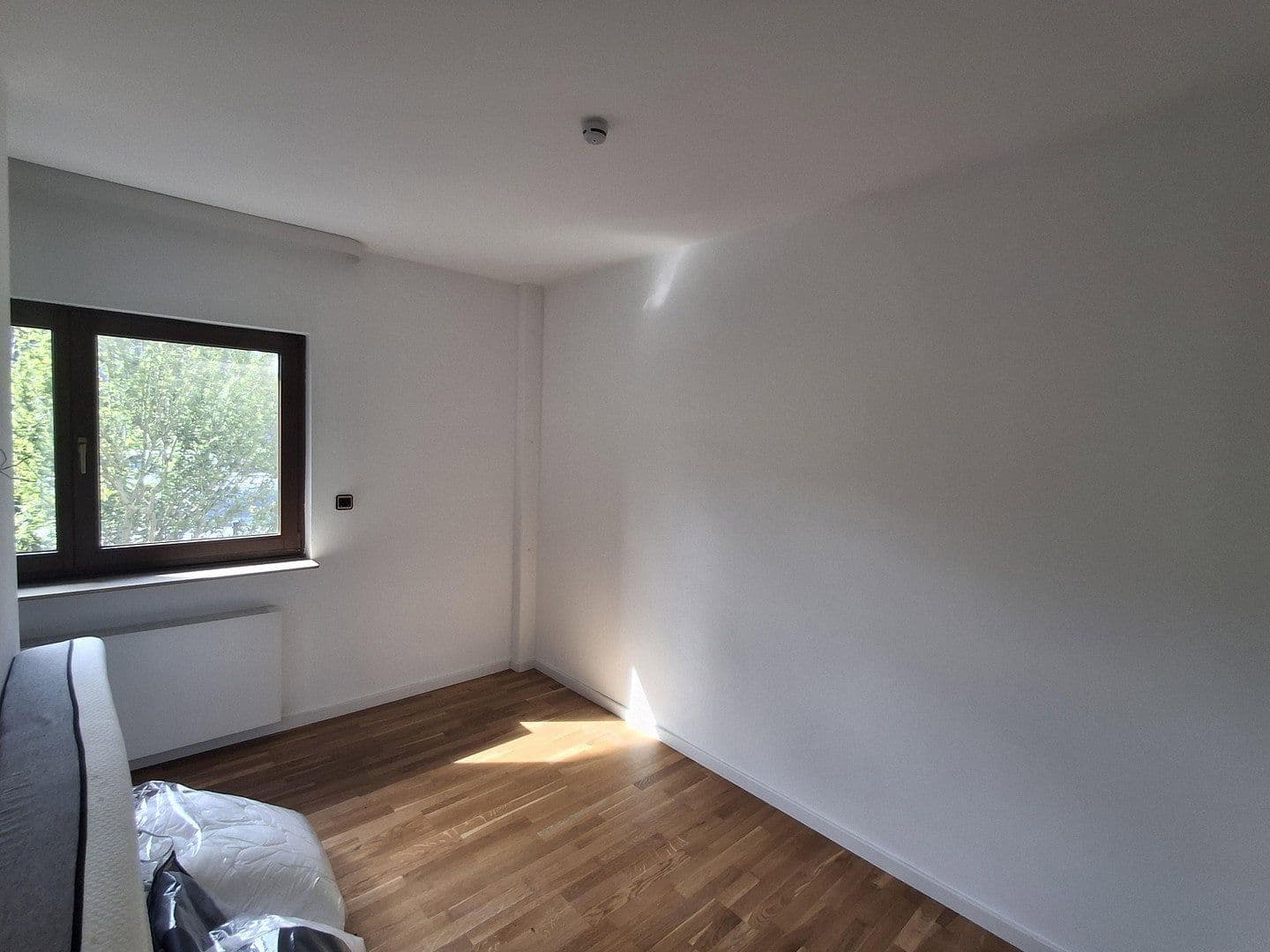Prenájom bytu 6-izbový 155 m², Temmeweg, Berlin, Berlín Prenájom bytu 6-izbový 155 m², Temmeweg, Berlin, Berlín