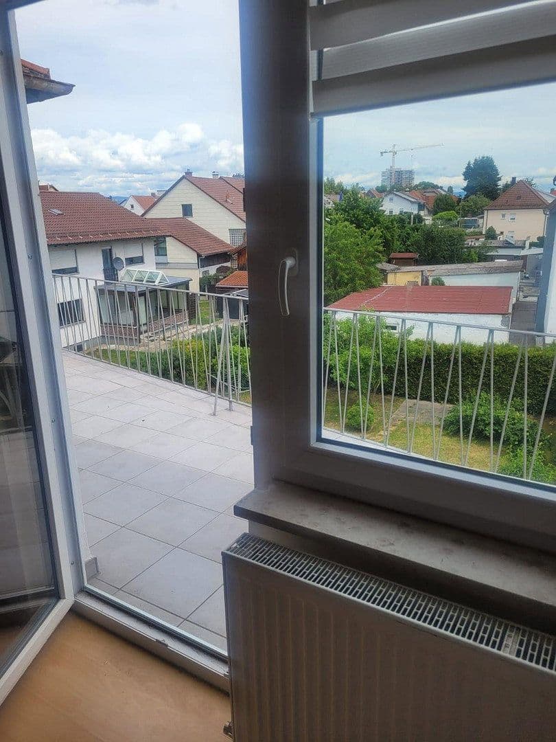 Prenájom bytu 3-izbový 75 m², Michaelsweg 11, Straubing, Bavorsko Prenájom bytu 3-izbový 75 m², Michaelsweg 11, Straubing, Bavorsko