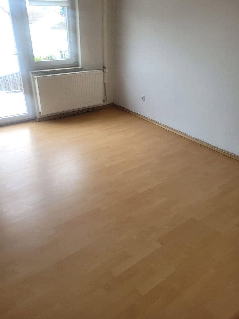 Prenájom bytu 3-izbový 75 m², Michaelsweg 11, Straubing, Bavorsko Prenájom bytu 3-izbový 75 m², Michaelsweg 11, Straubing, Bavorsko