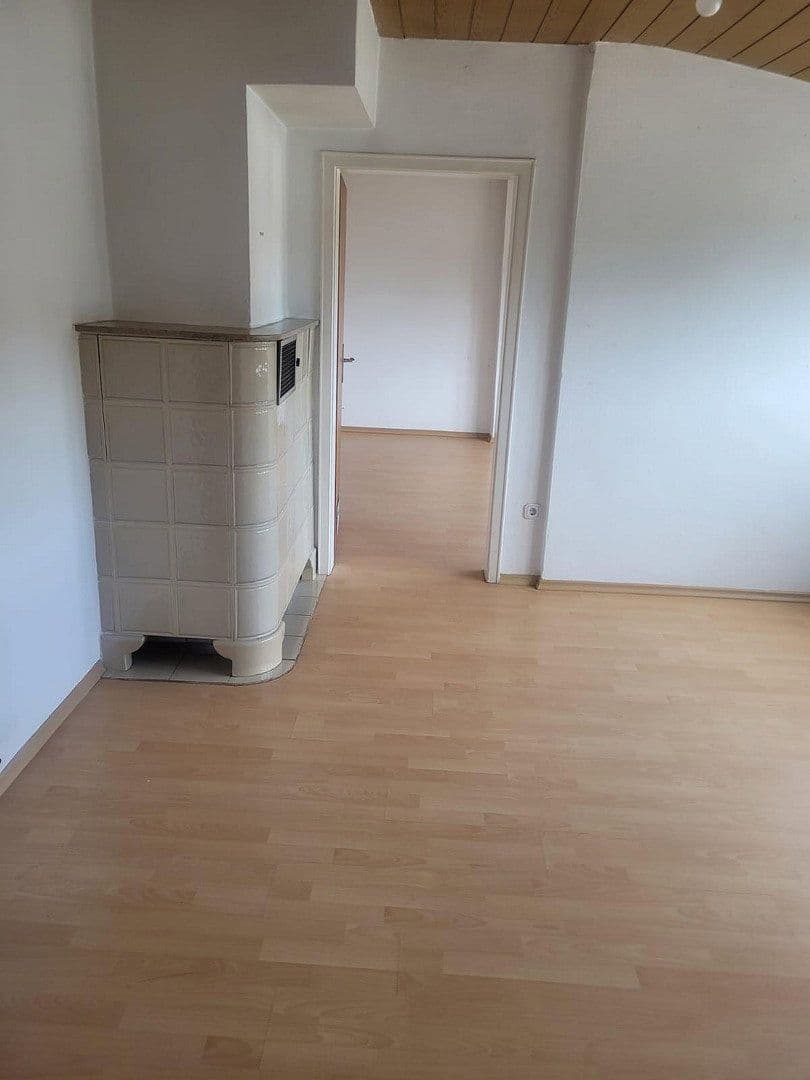 Prenájom bytu 3-izbový 75 m², Michaelsweg 11, Straubing, Bavorsko Prenájom bytu 3-izbový 75 m², Michaelsweg 11, Straubing, Bavorsko