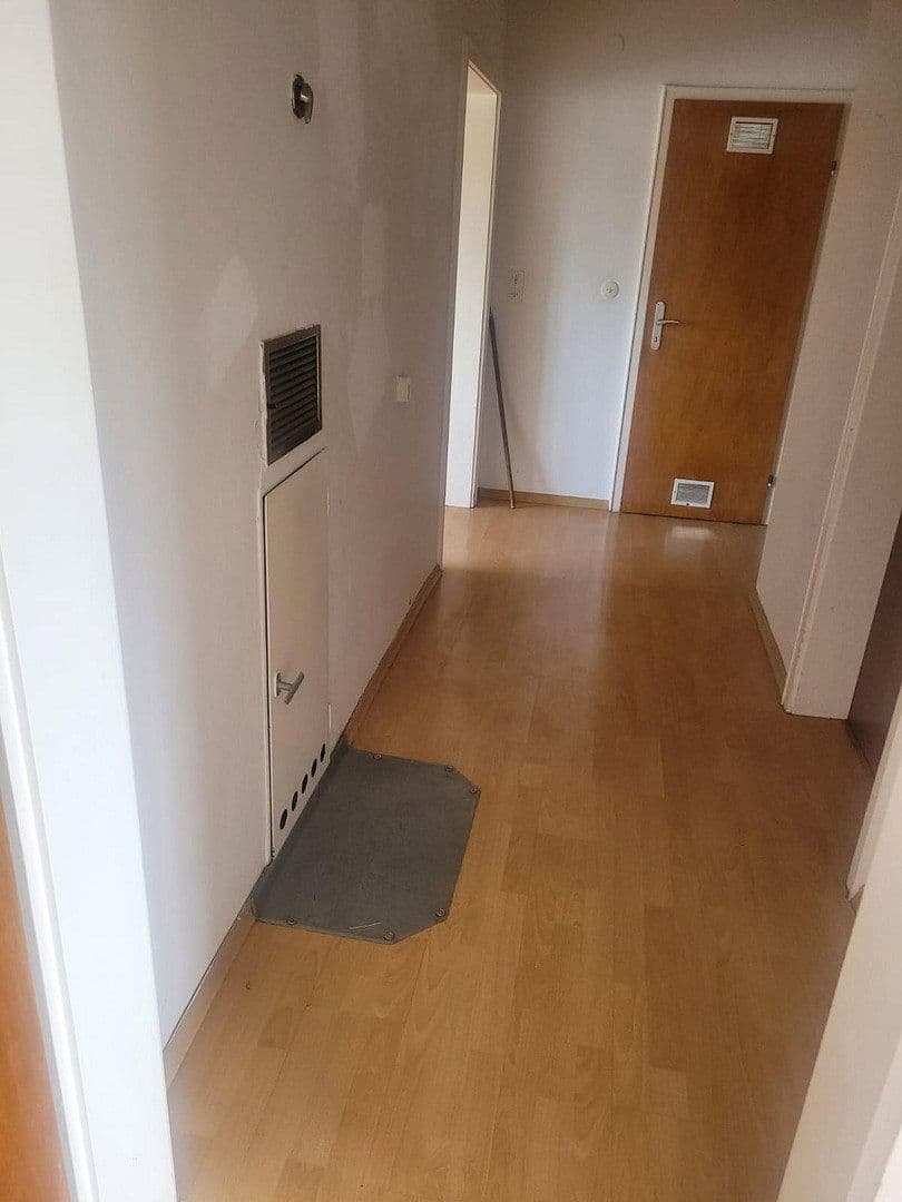 Prenájom bytu 3-izbový 75 m², Michaelsweg 11, Straubing, Bavorsko Prenájom bytu 3-izbový 75 m², Michaelsweg 11, Straubing, Bavorsko